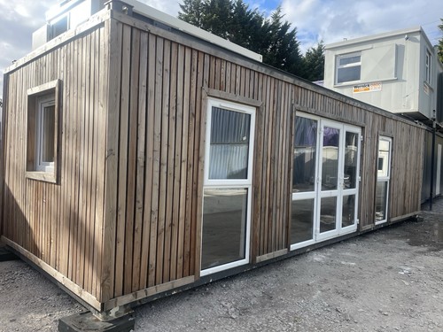 32ft 10ft marketing suit - x,